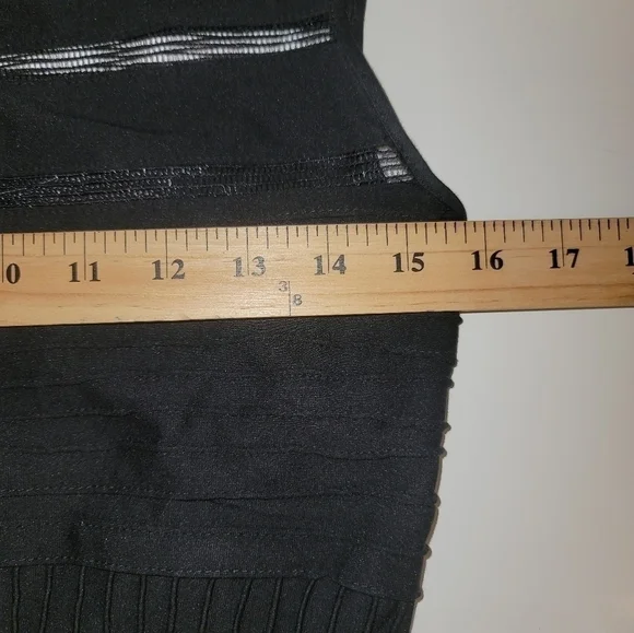 Tadashi Shoji Fit & Flare Sleeveless Illusion Stripes Dress in Black, sz Med Pet - Picture 15 of 16